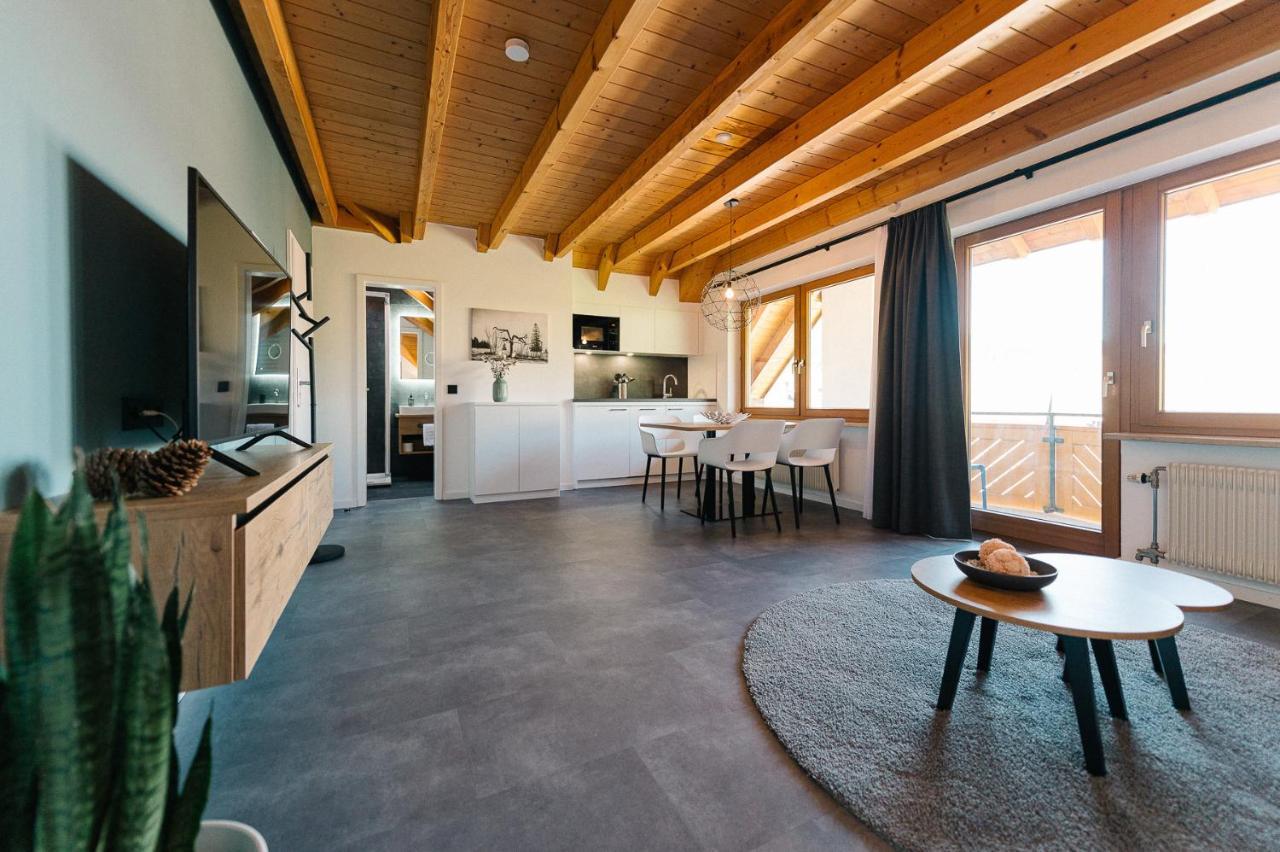 Moderne 2 Zi.-Fewo Blackforest Art Naehe Freiburg Simonswald Esterno foto